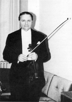Violinist Werner Scholz